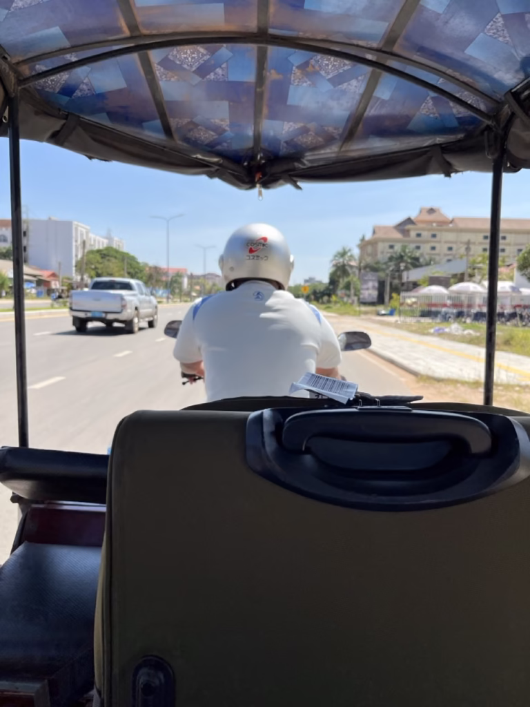 Tuktuk to Siem Reap Airport